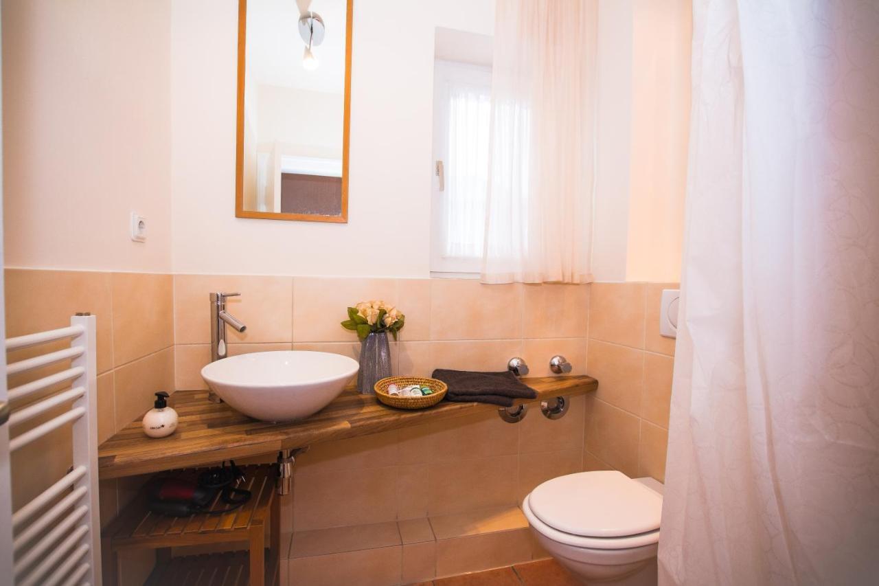 Apartment Studio-apartments & Moeblierte Fuer Monteure Zentral In