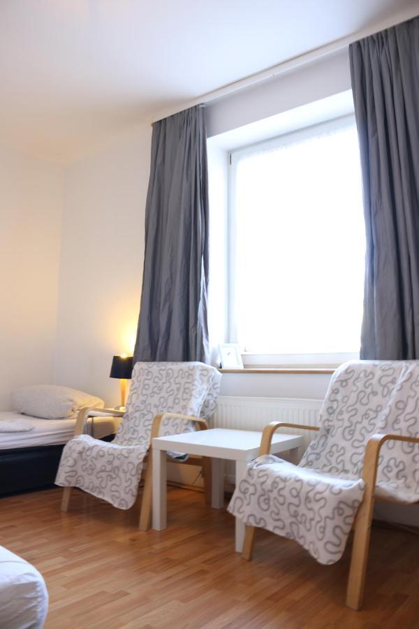 Apartment Studio-apartments & Moeblierte Fuer Monteure Zentral In *
