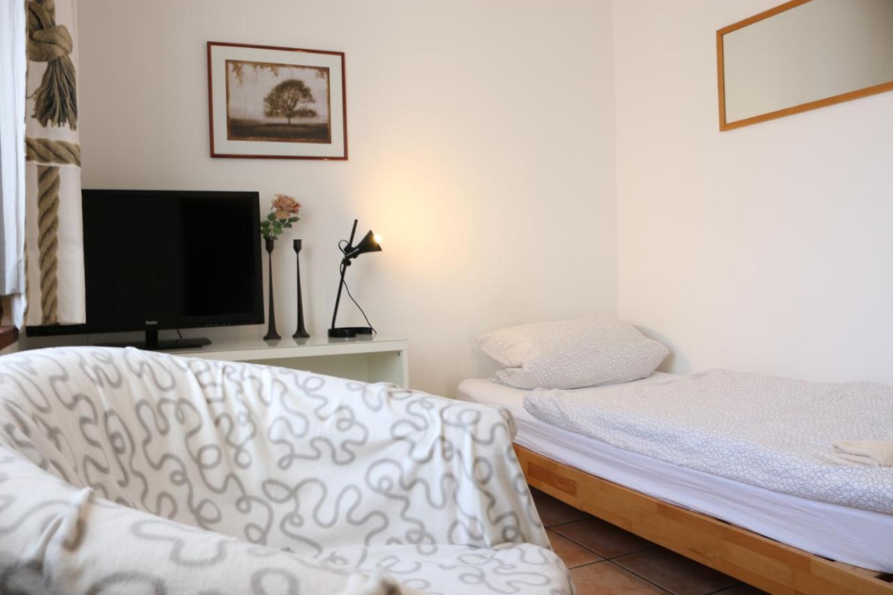 Studio-apartments & Moeblierte Fuer Monteure Zentral In