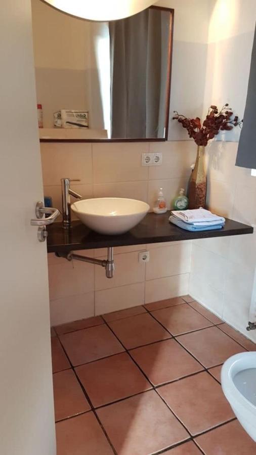 Studio-apartments & Moeblierte Fuer Monteure Zentral In Apartment Muelheim an der Ruhr